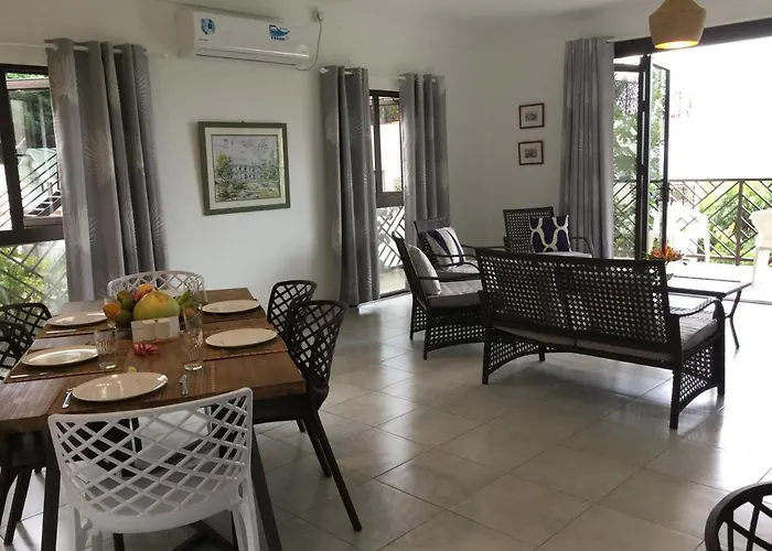 Bougainvillas Seychelles Apartmán *